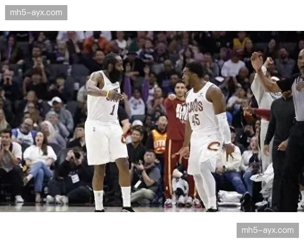 骑士双核驱动体系成型，哈登米切尔球权分配达到平衡